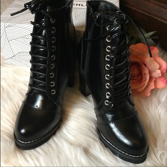 BLACK FAUX ▪️LEATHER BOOTS▪️ - Picture 3 of 9